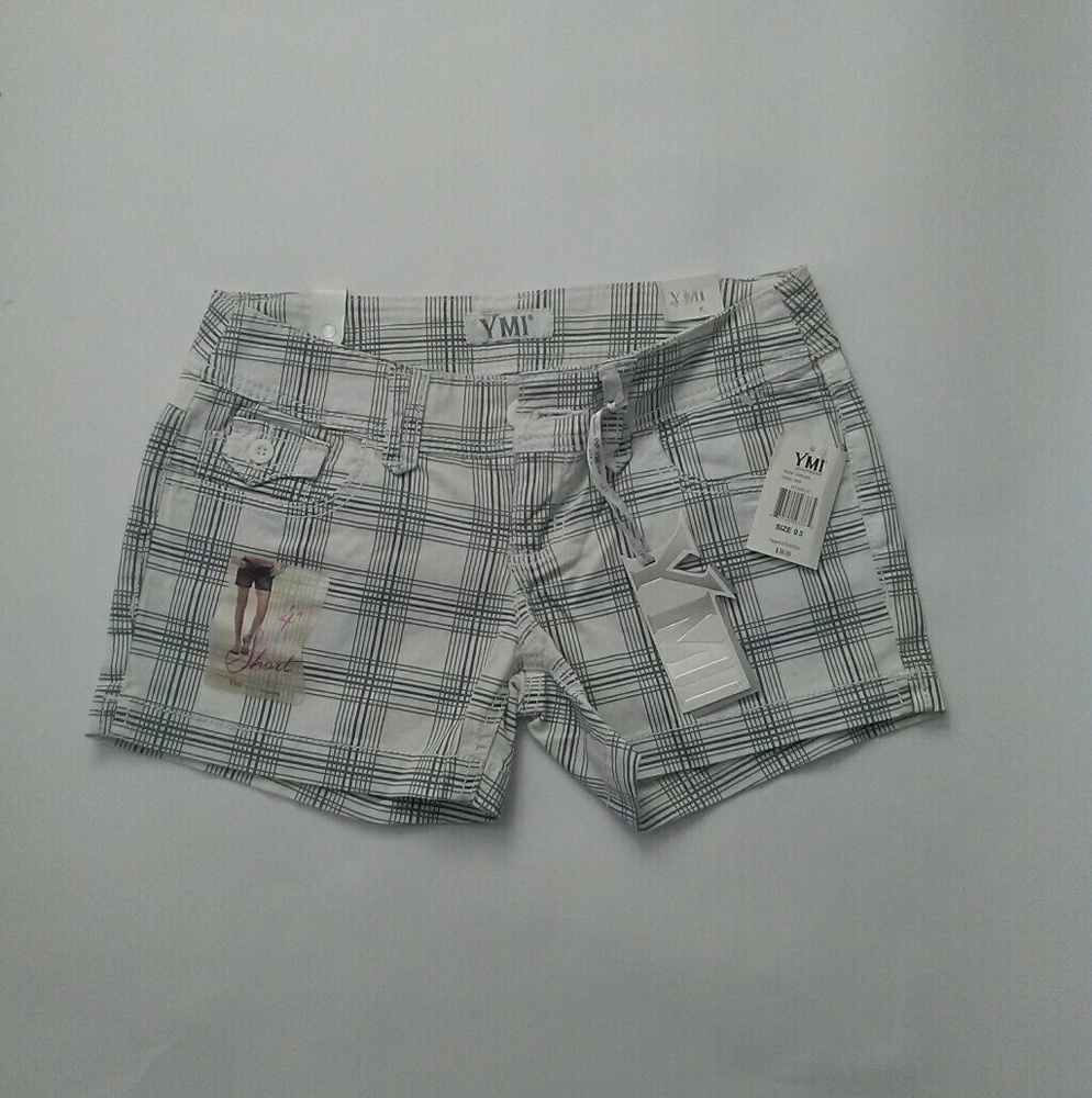 NWT YMI Gray And White Plaid Shorts Size 3